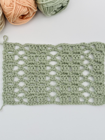 Easy crochet lace stitch pattern
