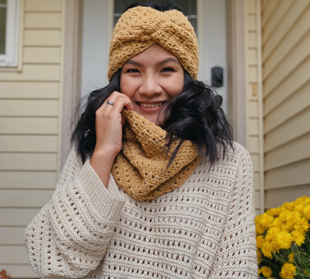 finished crochet twisted headband and shawl set
